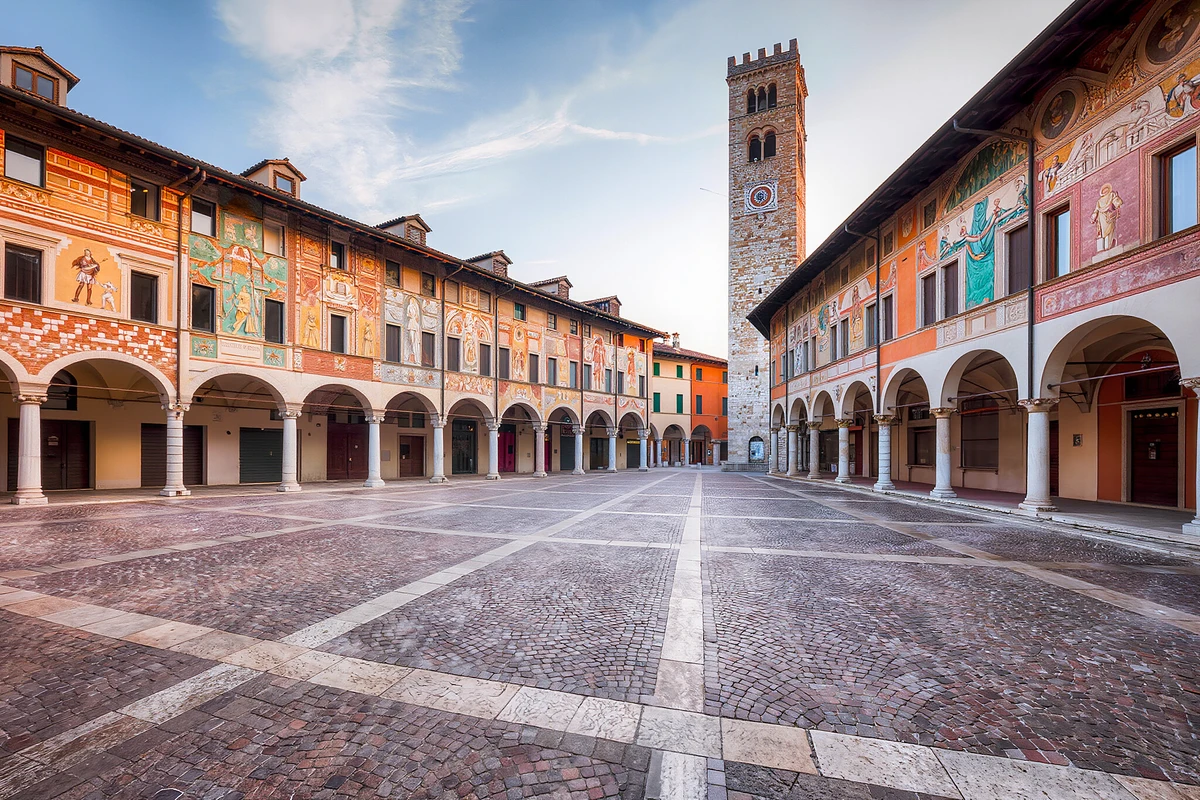 Verona Hop-On Hop-Off Bus Tour 24 or 48 Hour Ticket