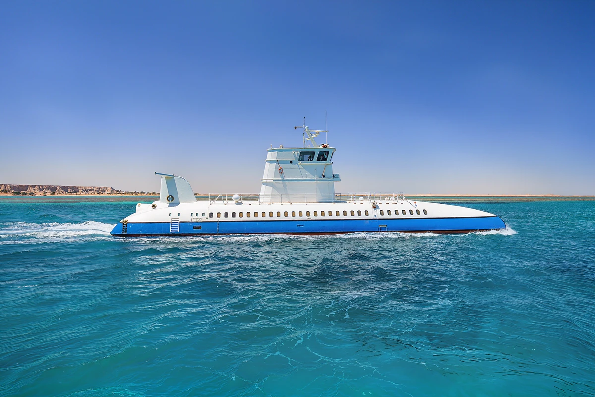 Panoramic Semi-Submarine with Snorkelling El Gouna