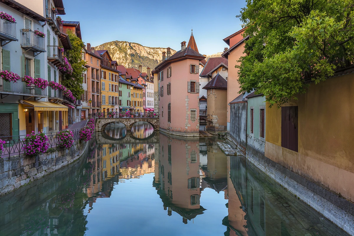 Lyon Airport to Annecy