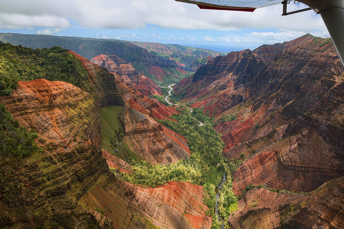Na Pali Coast and Island Scenic Air Tour Kauai