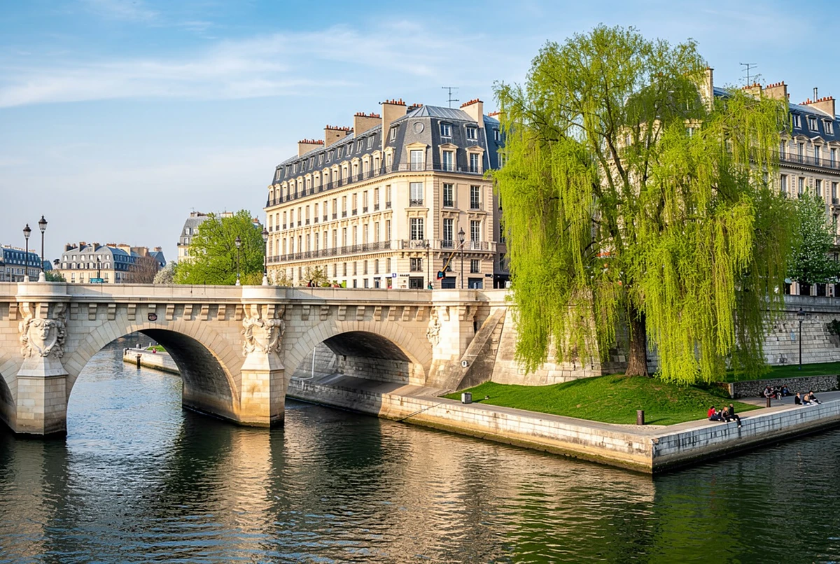 Orly Airport to Paris City Centre
