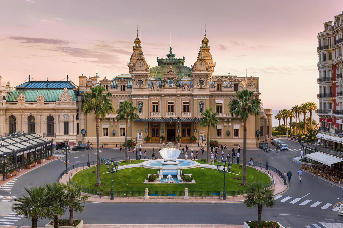 Monaco, Monte-Carlo & Èze Small-Group Half-Day Tour from Nice