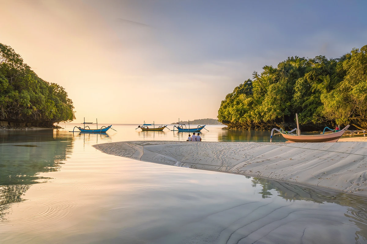 Lombok Airport to Selong Belanak
