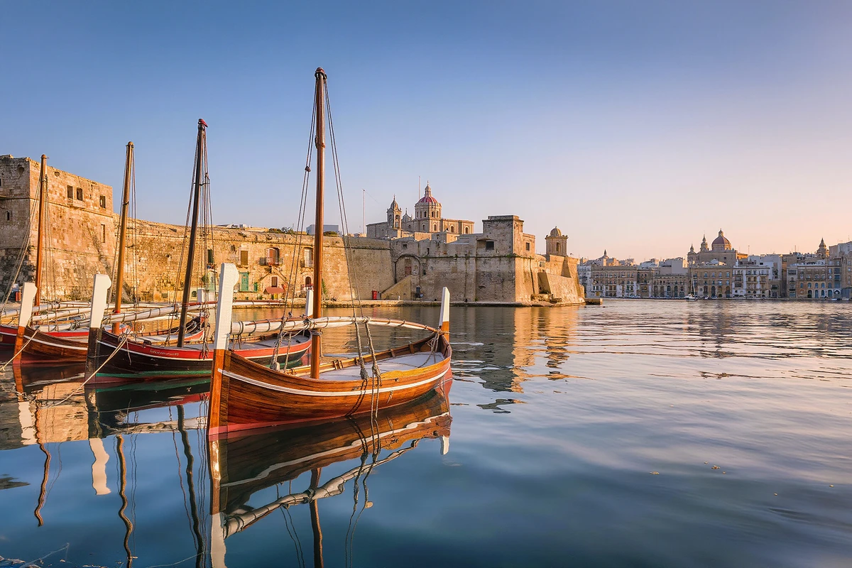 مطار مالطا إلى المدن الثلاث