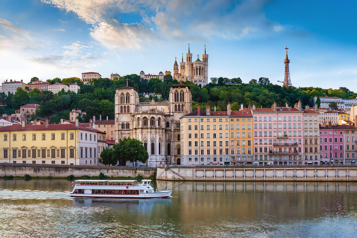 Saône Guided Sightseeing Cruise in Lyon