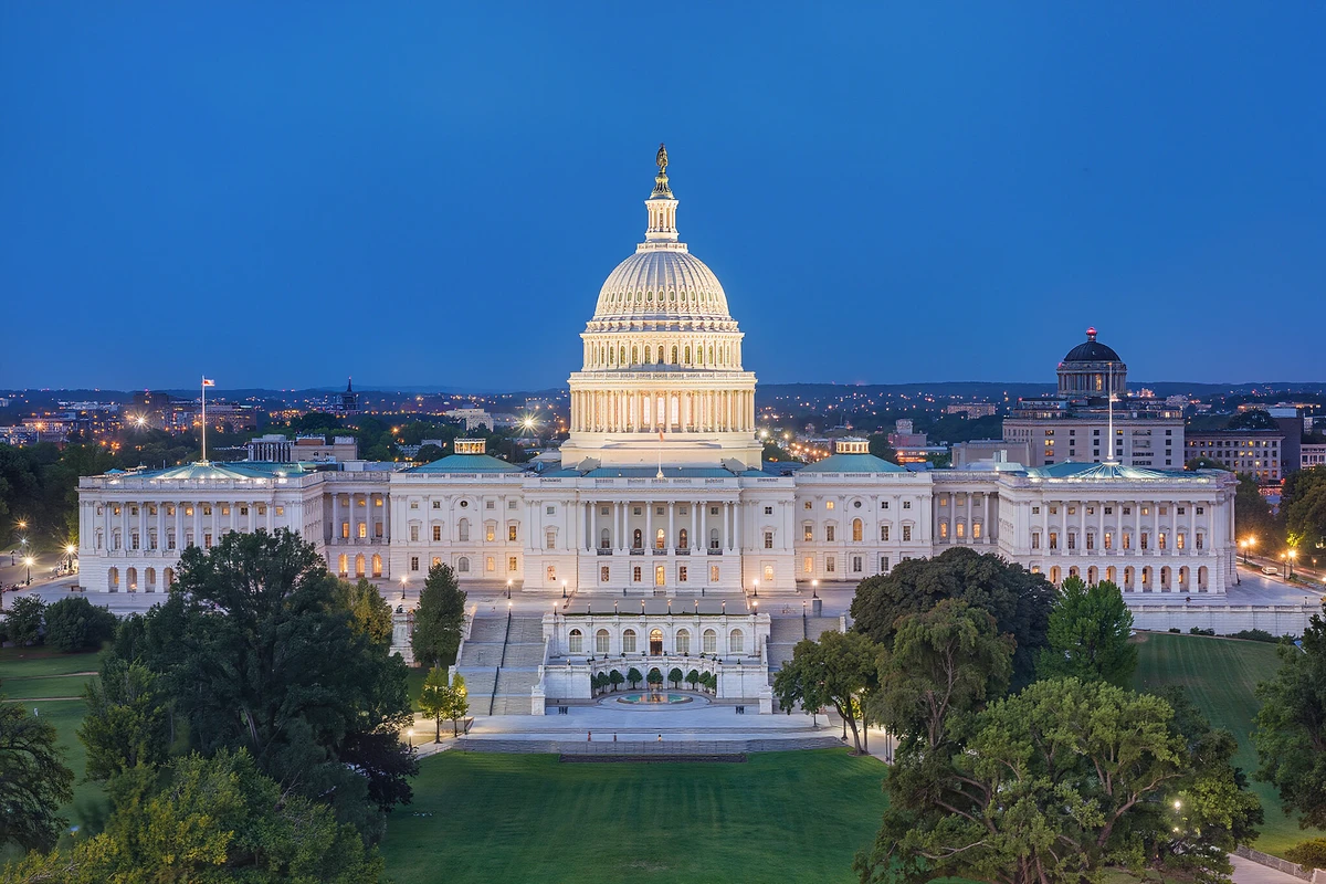 Washington DC Day and Night Vintage Car Sightseeing Tour