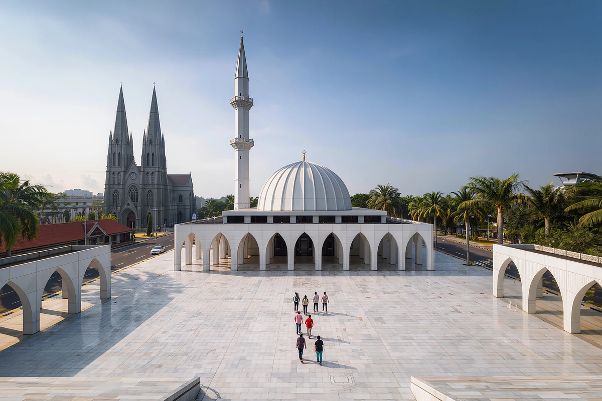 Jakarta Highlights Full-Day Tour with Monas, Istiqlal & Old Town