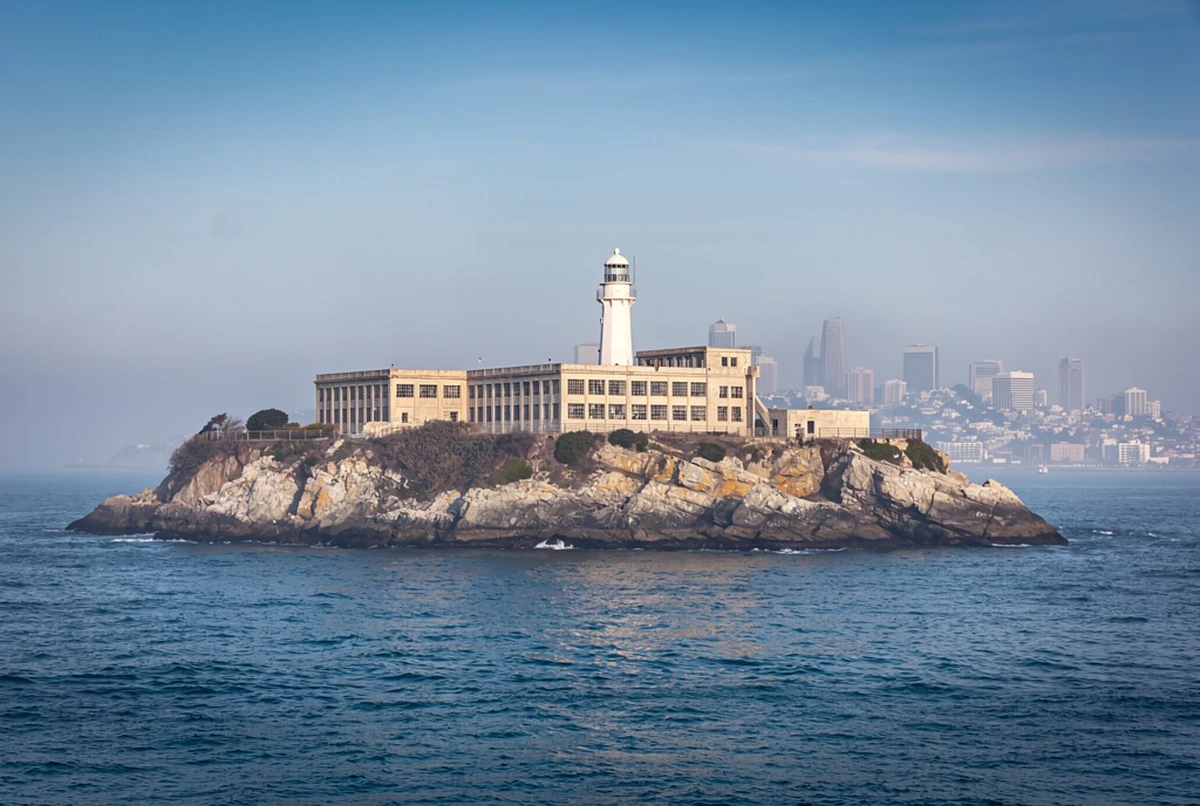 Alcatraz Island Ticket with Ferry and Self-Guided App San Francisco