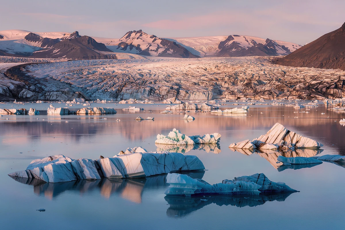 Vatnajokull Ice Cave Guided Tour from Jokulsarlon