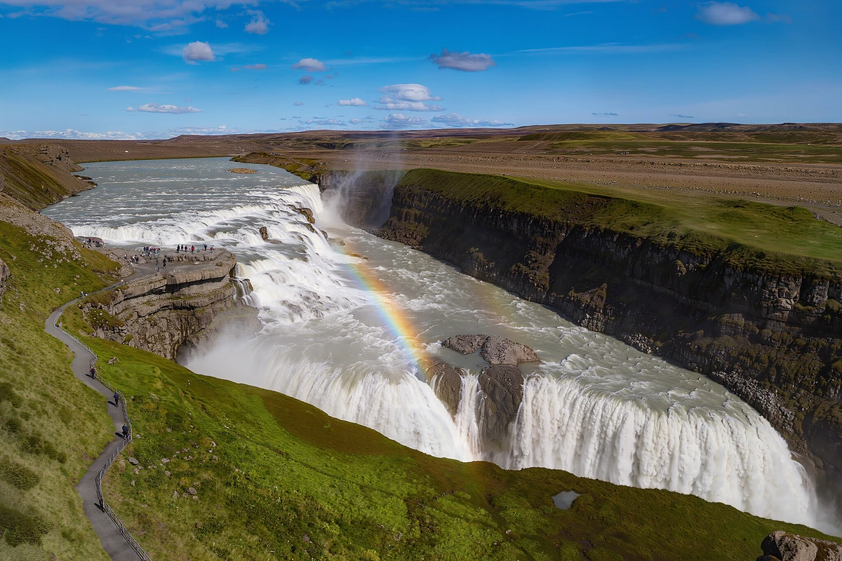 Golden Circle & Blue Lagoon Small-Group Tour from Reykjavik