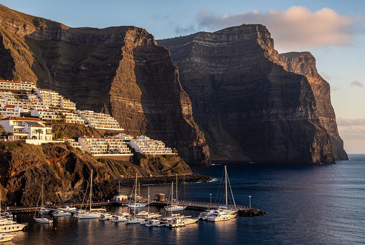 Tenerife South Airport to Los Gigantes