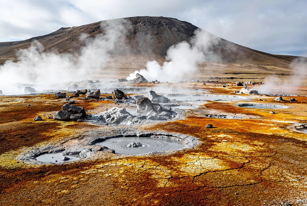 Lake Myvatn and Godafoss Waterfall Day Tour Akureyri