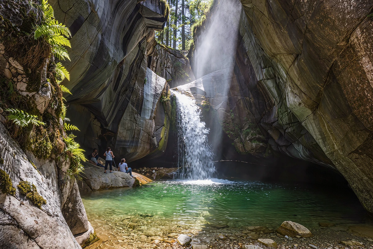 Los Cahorros Canyon Hike with Hanging Bridges & Waterfalls Granada