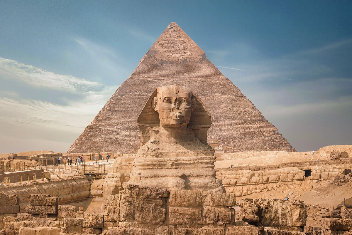 Giza Pyramids and Egyptian Museum Day Trip from Sahl Hasheesh