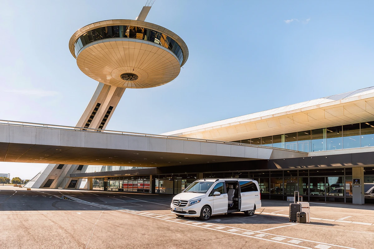 Lyon Airport to Lyon Part-Dieu Station