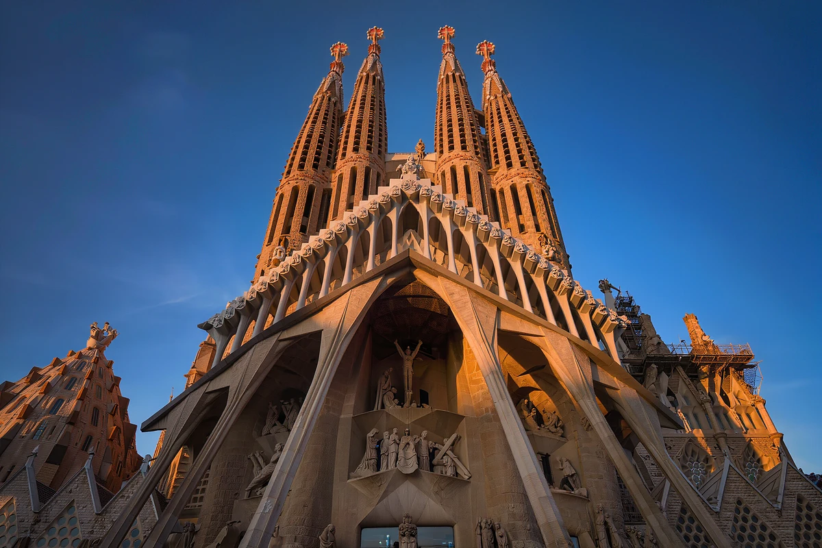 Sagrada Família Guided Tour with Fast-Track Entry Barcelona