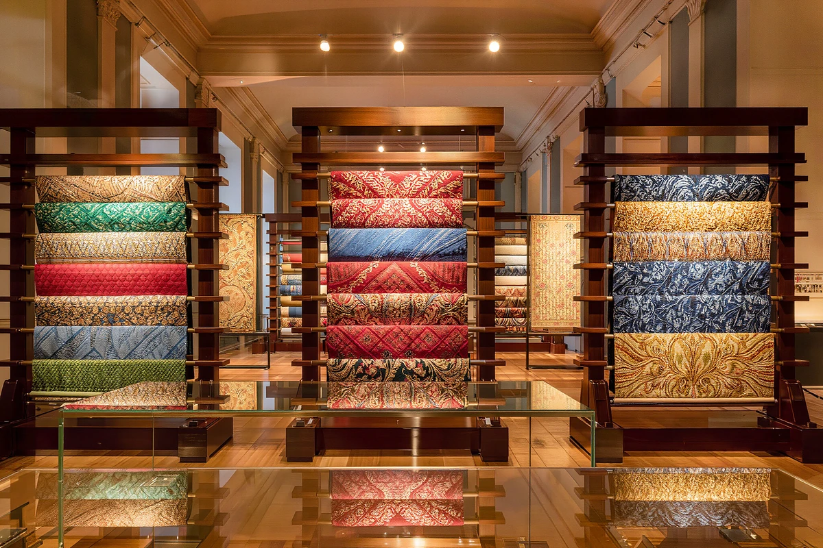 Silk Museum Guided Visit in Lyon