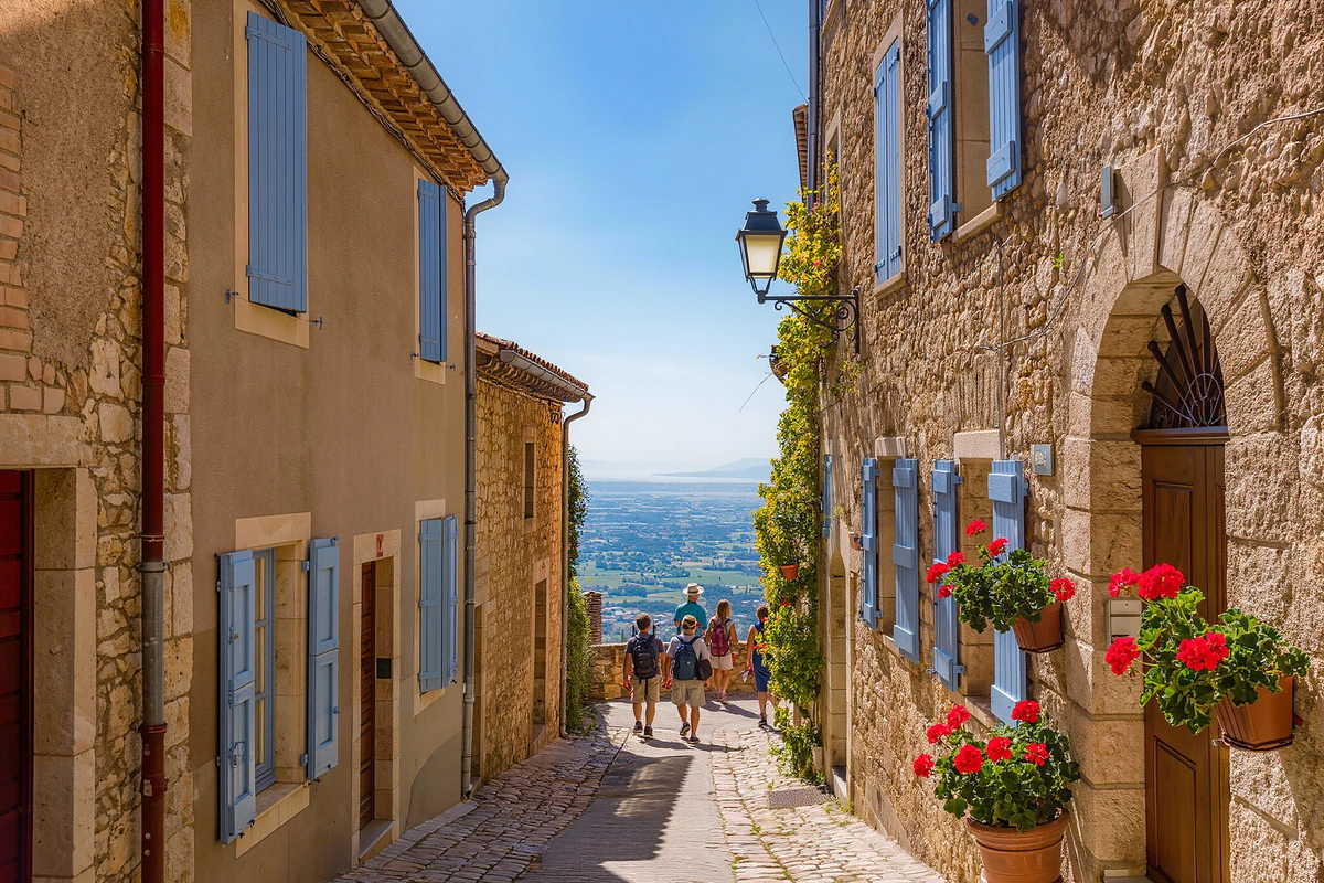 Grasse, Gourdon & Saint-Paul-de-Vence Half-Day Trip from Nice