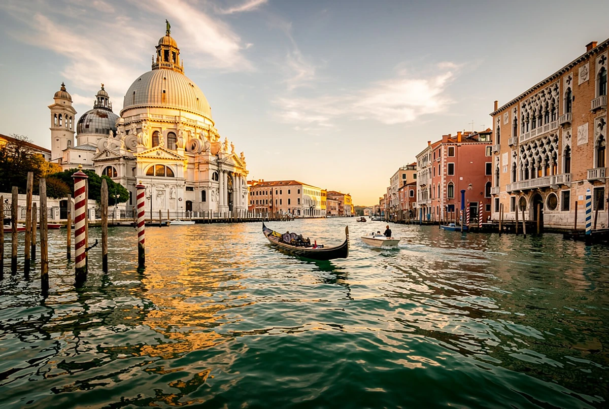 Grand Canal Motorboat Sightseeing Cruise Venice