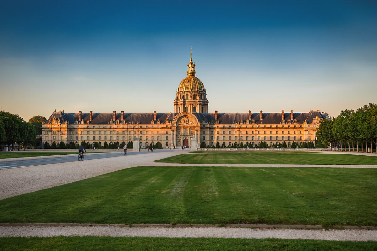 Concorde, Grand Palais & Invalides Small-Group Segway Tour Paris